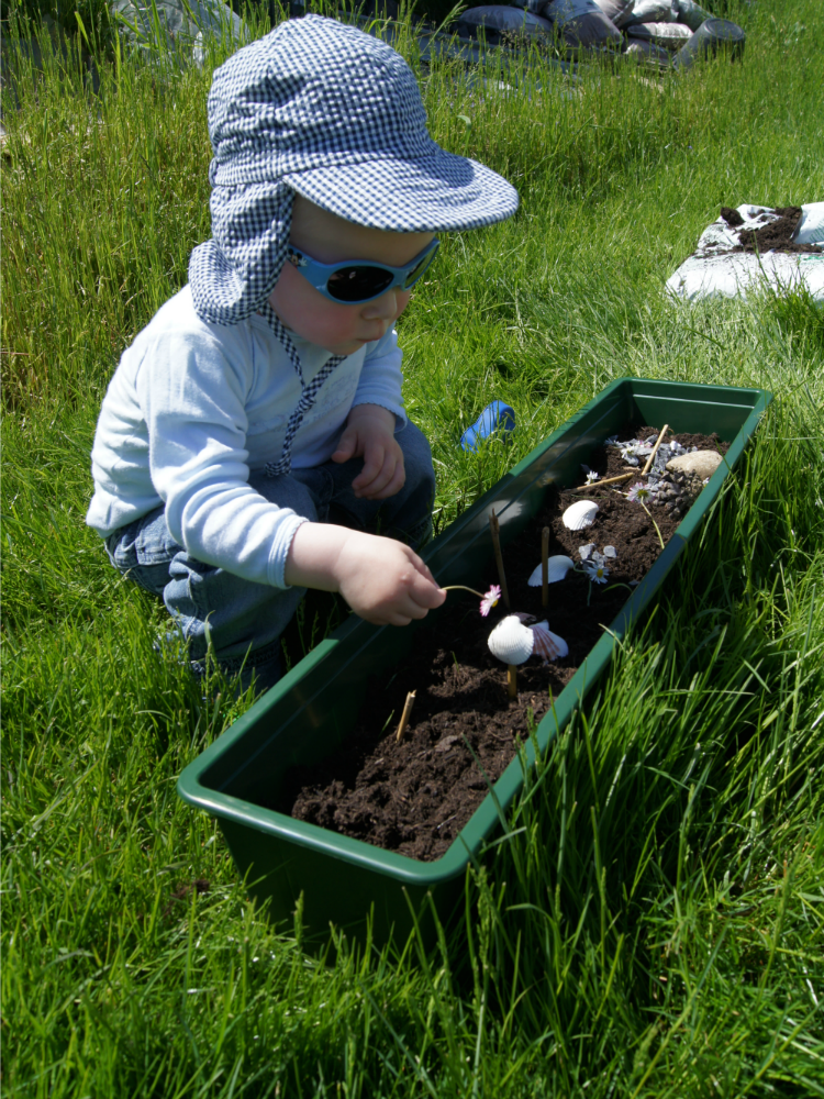 Ein Garten für Kinder: selber spielen, bauen und pflanzen | fantasiewerk.ch