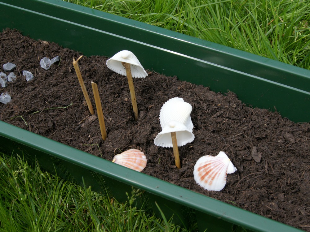 Ein Garten für Kinder: selber spielen, bauen und pflanzen | fantasiewerk.ch