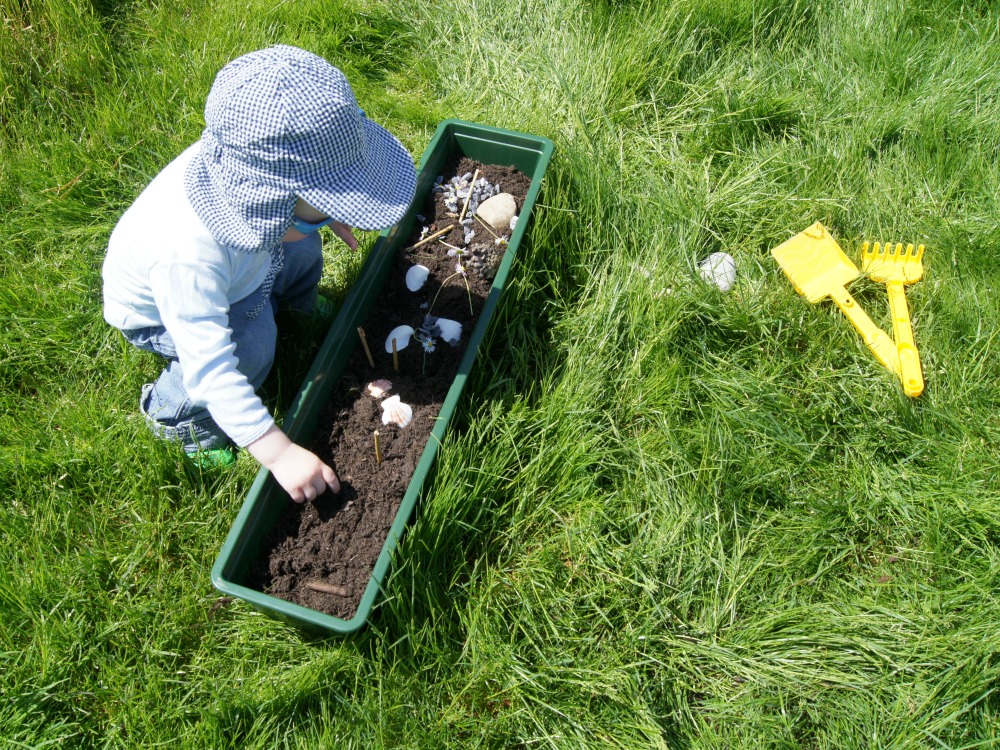 Ein Garten für Kinder: selber spielen, bauen und pflanzen | fantasiewerk.ch