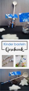 Weihnachtsgeschenke mit Kleinkindern basteln. - DIY Anleitung: Bruchschokolade machen und Kochlöffel bemalen. | von Fantasiewerk