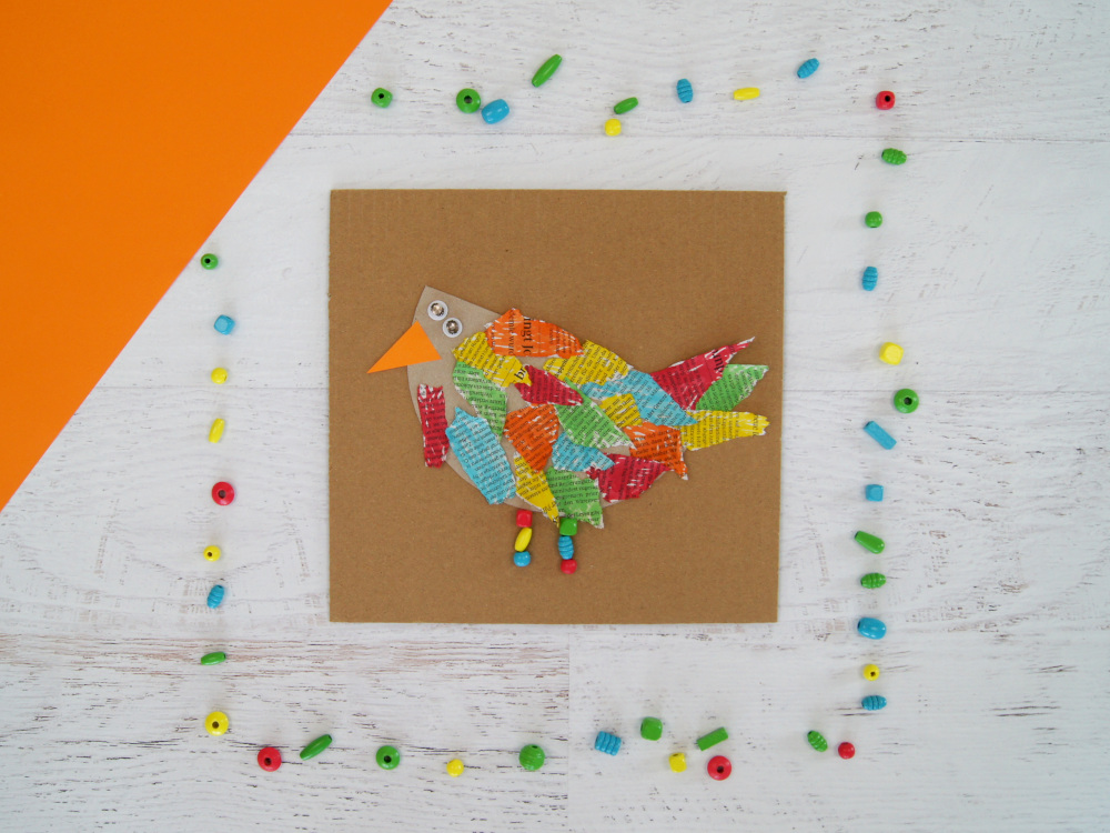 Kinder basteln Vogel aus Zeitung Karton und Filzstiften | Upcycling für den Frühling | #bastelnmitkindern | von fantasiewerk