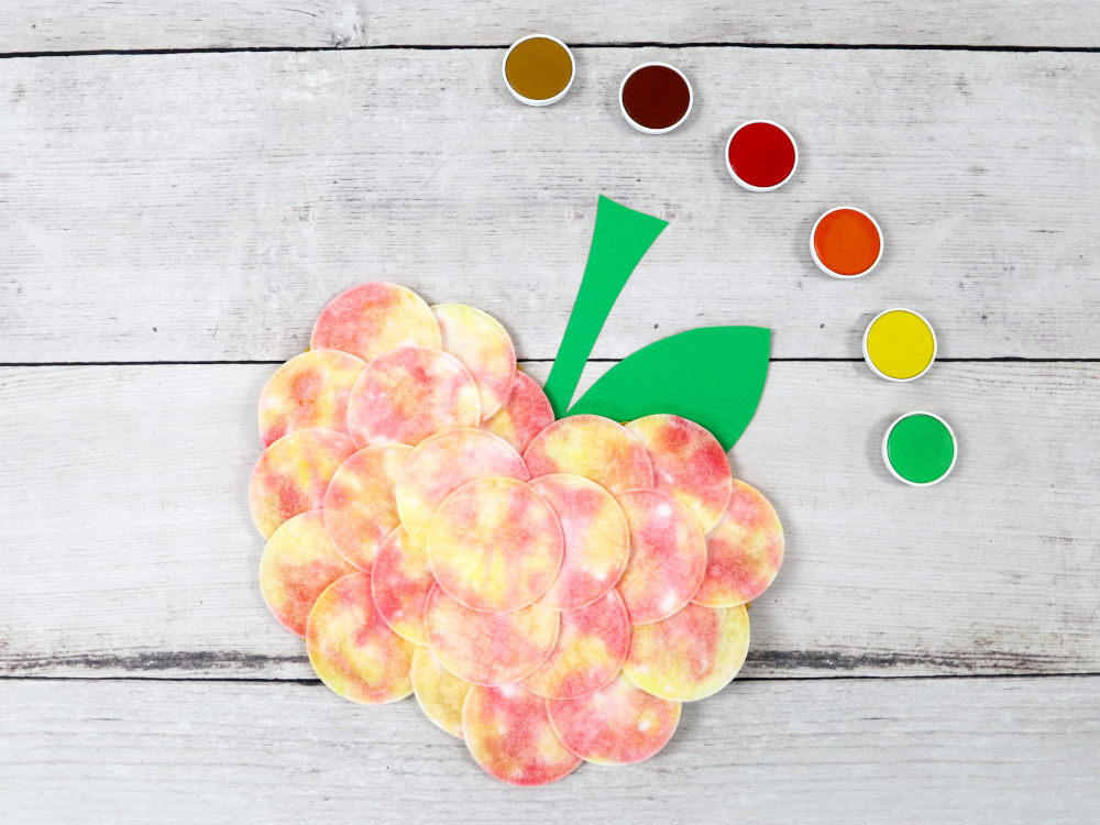Apfel - Experimentieren mit Farbe und Watte | Basteln mit Kindern | Herbstdeko von Fantasiewerk